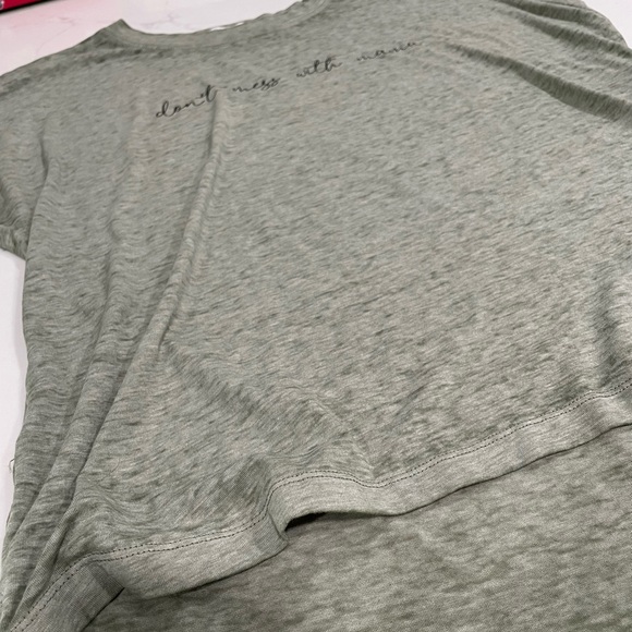 Light green womens medium shirt - Picture 2 of 5